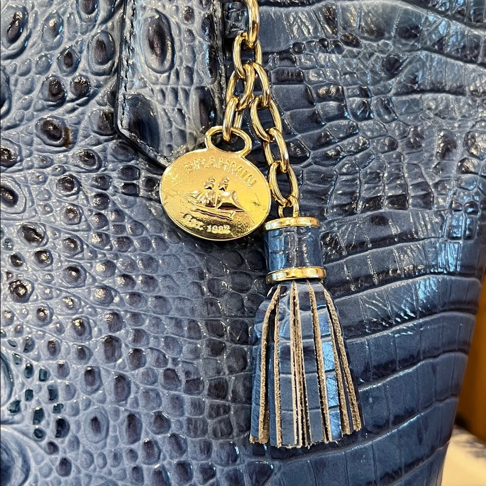 Brahmin Med. Asher Melbourne Embossed Leather Tote bag, denim blues - Picture 4 of 17